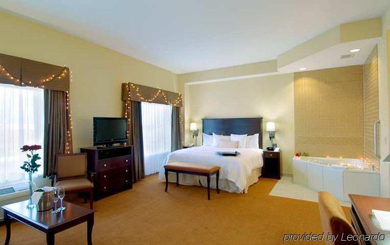 Hampton Inn & Suites Rogers Room photo