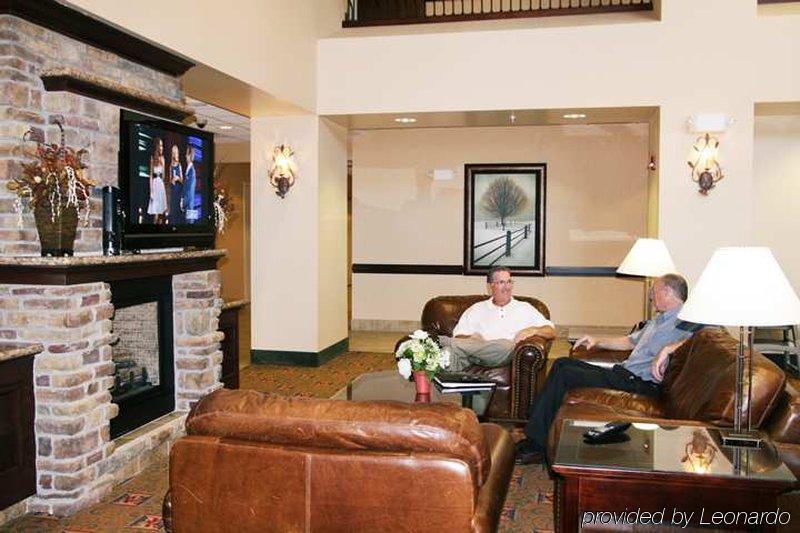 Hampton Inn & Suites Rogers Interior photo